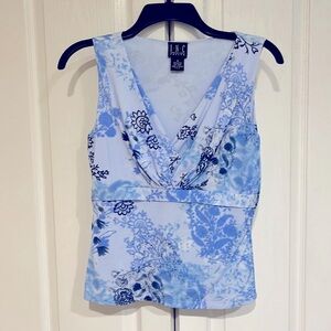 EUC INC sleeveless blouse